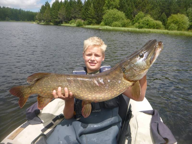 Stage de pêche des carnassiers en float-tube